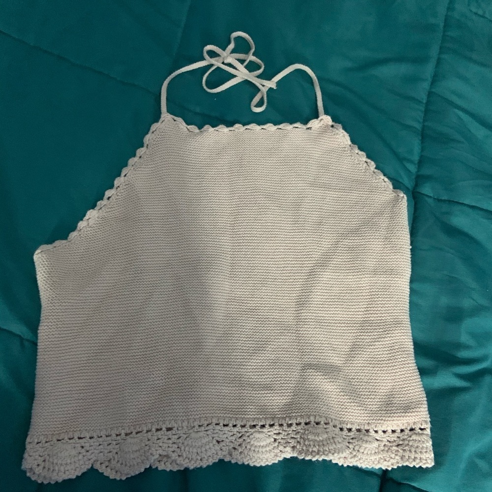 Halter top.